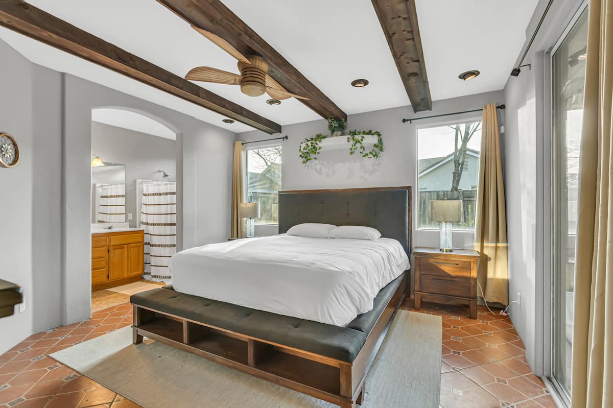 Inside the house. Paramount Spaces, a Mediterranean-style vacation rental in Sacramento (photo 1)